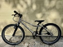 Prodam kolo Rascal 20´
