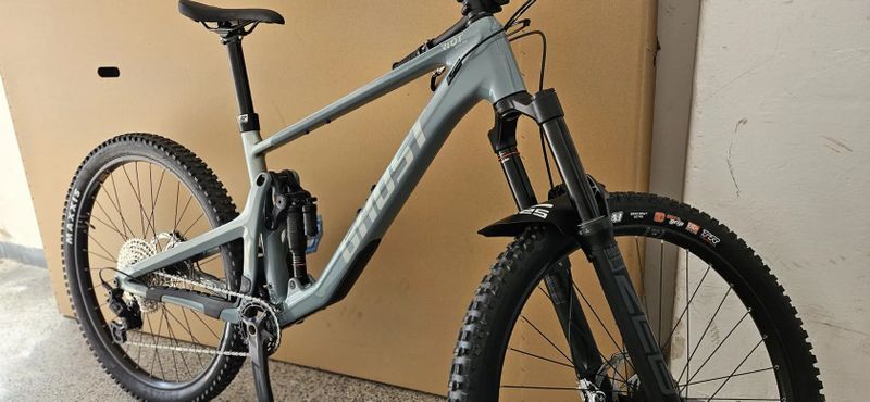 Ghost Riot AM CF PRO 29 vel. L