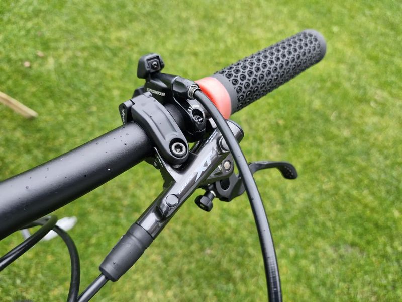Dětské kolo Rock Machine Thunder 29 HD LTD od 135 cm, rám 13,5"