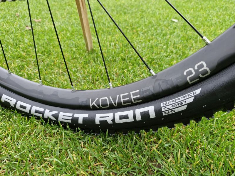 Dětské kolo Rock Machine Thunder 29 HD LTD od 135 cm, rám 13,5"
