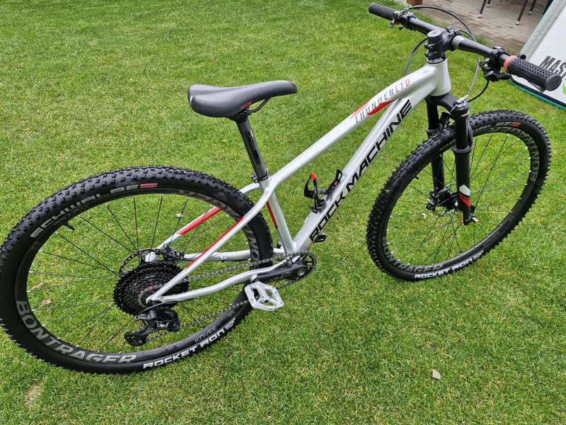 Dětské kolo Rock Machine Thunder 29 HD LTD od 135 cm, rám 13,5"