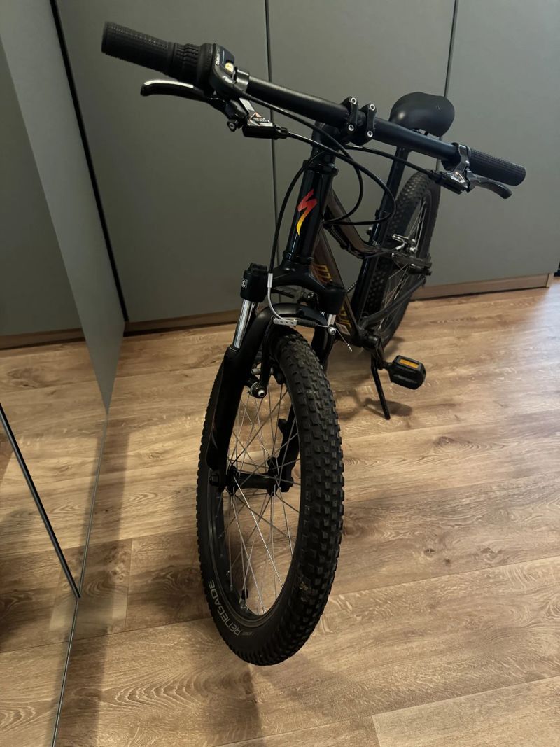 Specialized Hotrock 20