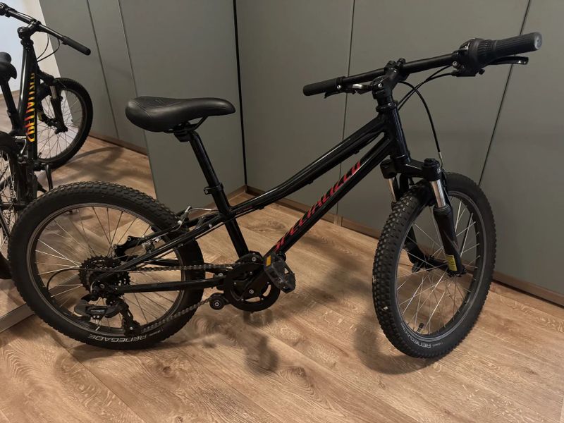 Specialized Hotrock 20