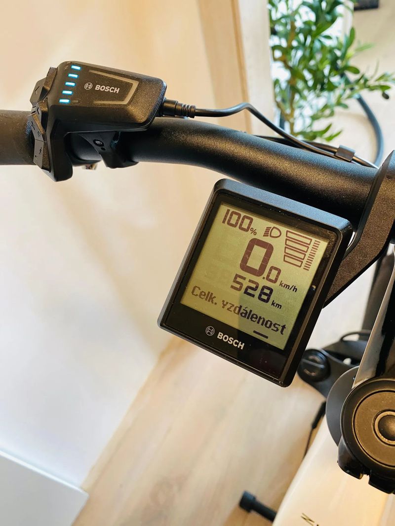 Elektrokolo Diamant zeng gen.2 750wh (bosch performance cx)