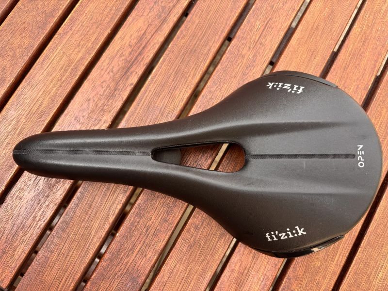 Sedlo Fizik Aliante R5 Large