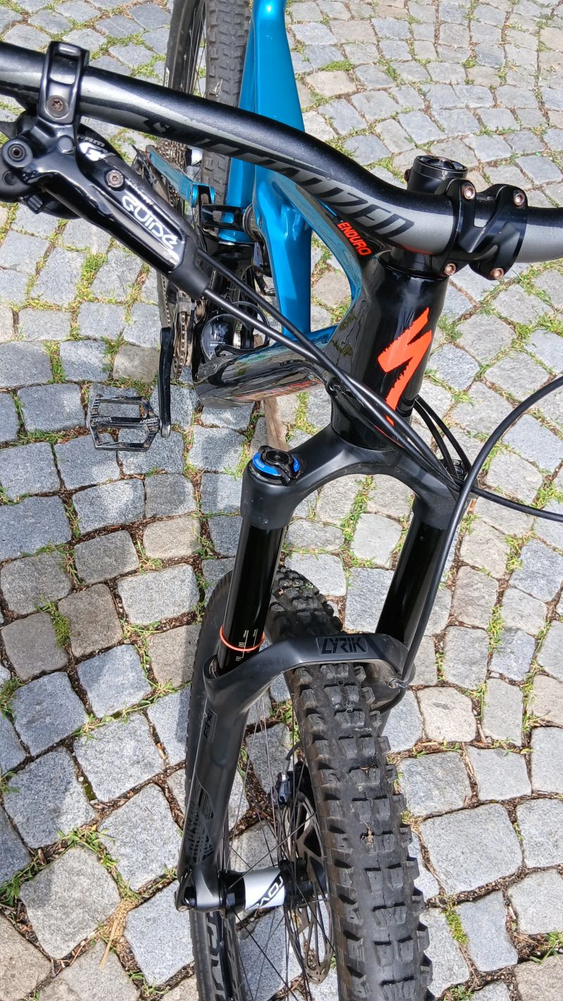 Specialized enduro elite carbon