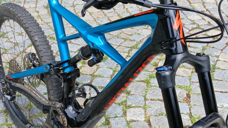 Specialized enduro elite carbon