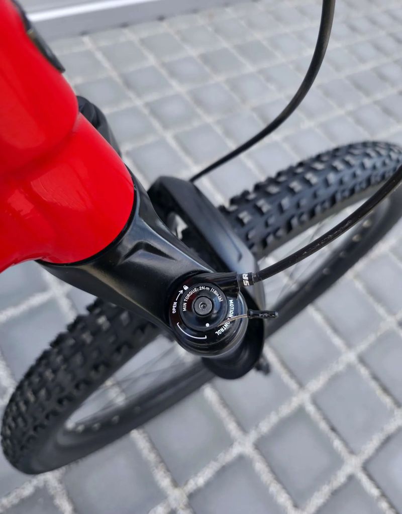 Horské kolo Trek Procaliber 6 29″ velikost M/L