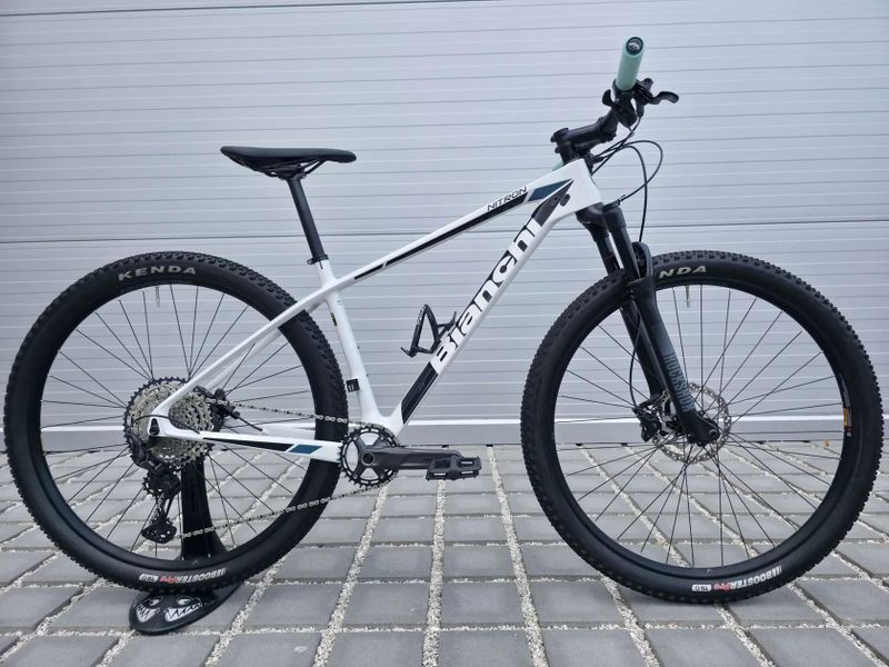 Horské kolo Bianchi Nitron 9.4 Carbon 2022 29″ velikost M