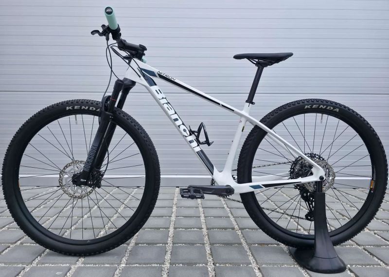 Horské kolo Bianchi Nitron 9.4 Carbon 2022 29″ velikost M