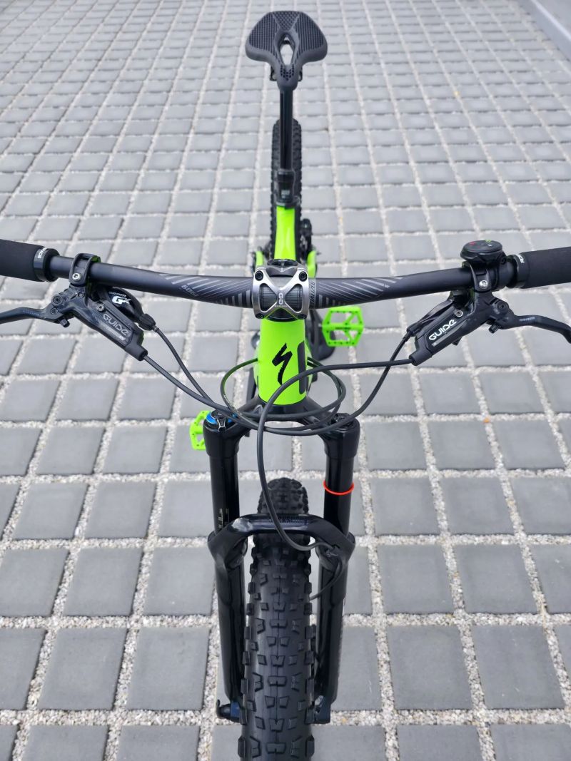 Elektrokolo Specialized Turbo Levo FSR Comp 6Fattie 27,5+″ velikost M
