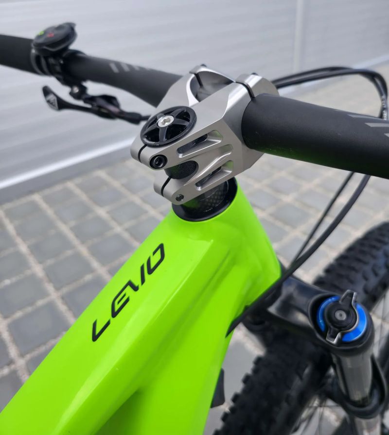 Elektrokolo Specialized Turbo Levo FSR Comp 6Fattie 27,5+″ velikost M