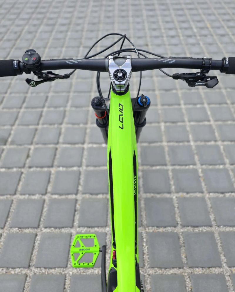 Elektrokolo Specialized Turbo Levo FSR Comp 6Fattie 27,5+″ velikost M