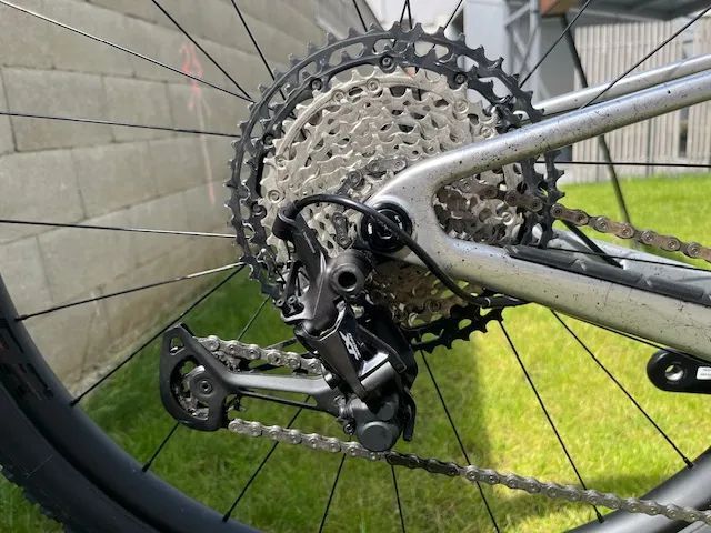 TREK Supercaliber SLR 9.8 XT Gen 2 2025
