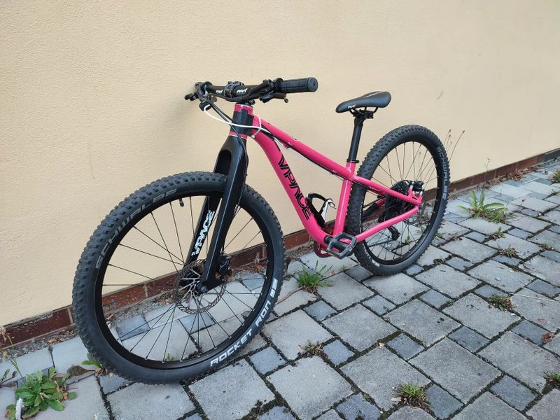 Dětské závodní kolo VPACE MAX 24 - hmotnost 7,8 kg