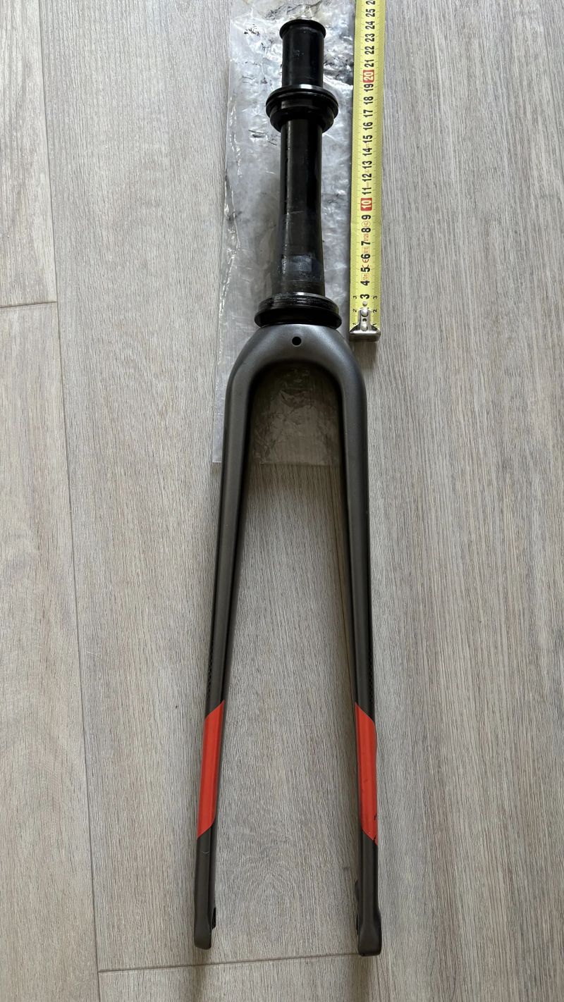 Karbonova vidlice gravel - maxbike
