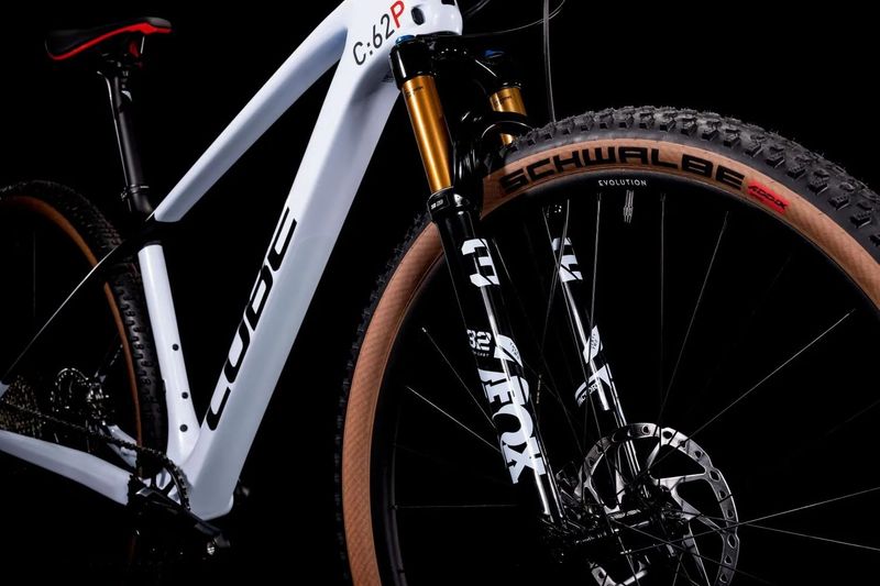 CUBE ELITE PRO C:62 ( VEL.L)