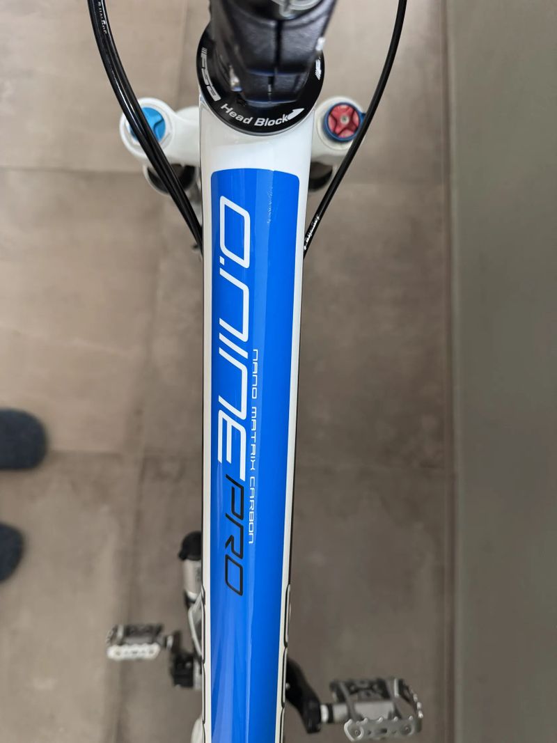 MERIDA O.NINE PRO 1000-D – karbonové horské kolo 18" – výborný stav