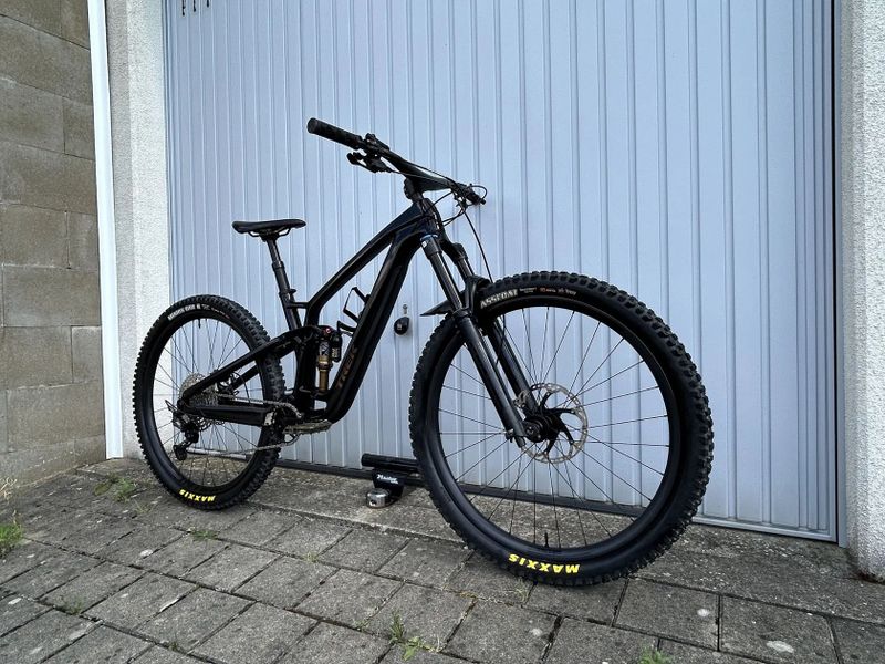 Trek Fuel EX 9.8 XT Gen 6 vel. M 