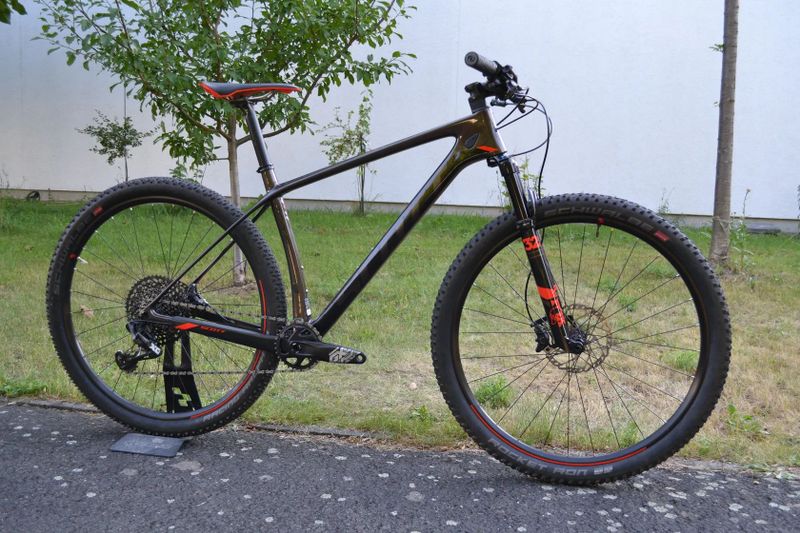 Scott Scale 910 (L) 10,3 kg