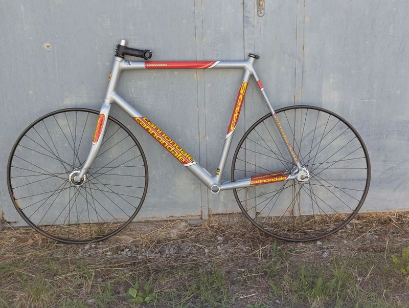 Cannondale Track bike festka fixie 2003 CAAD5, velikost 60, Dura Ace HB-7600 Rigida kola