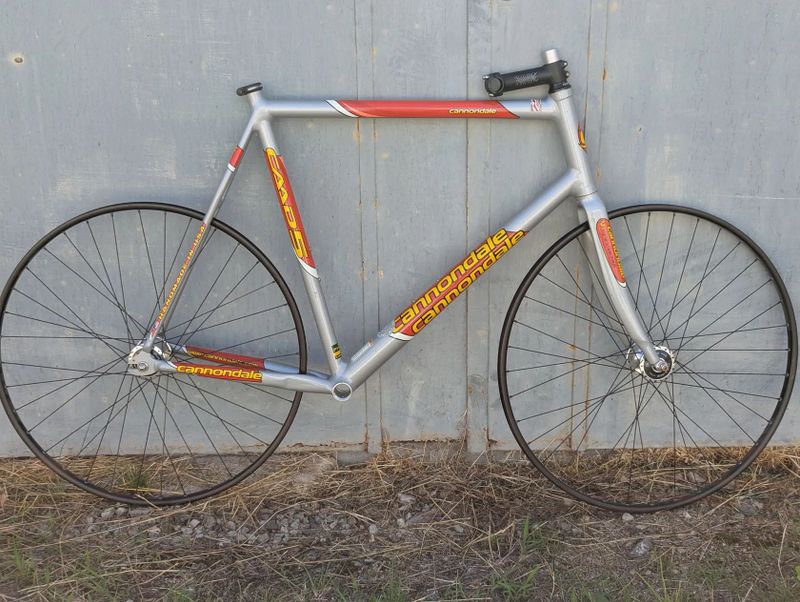 Cannondale Track bike festka fixie 2003 CAAD5, velikost 60, Dura Ace HB-7600 Rigida kola