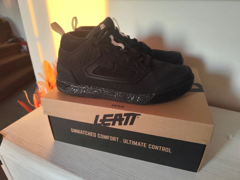MTB Boty Leatt MTB 3.0 FLAT