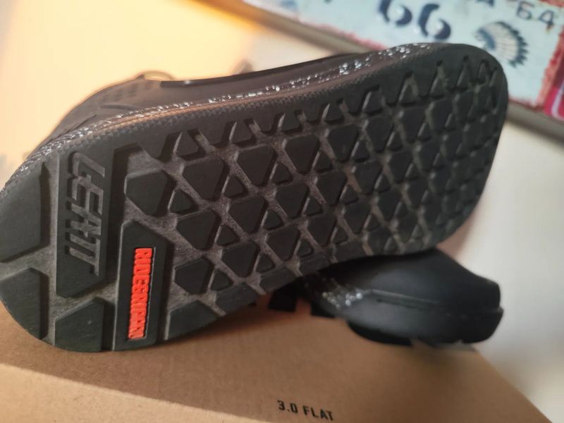 MTB Boty Leatt MTB 3.0 FLAT