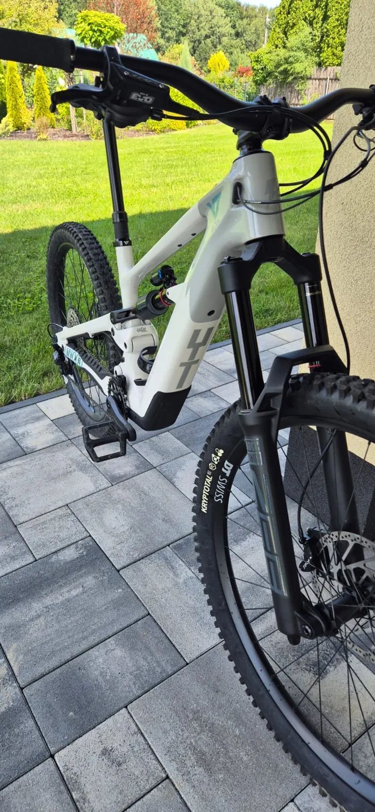 Elektrokolo enduro YT Decoy Core 3