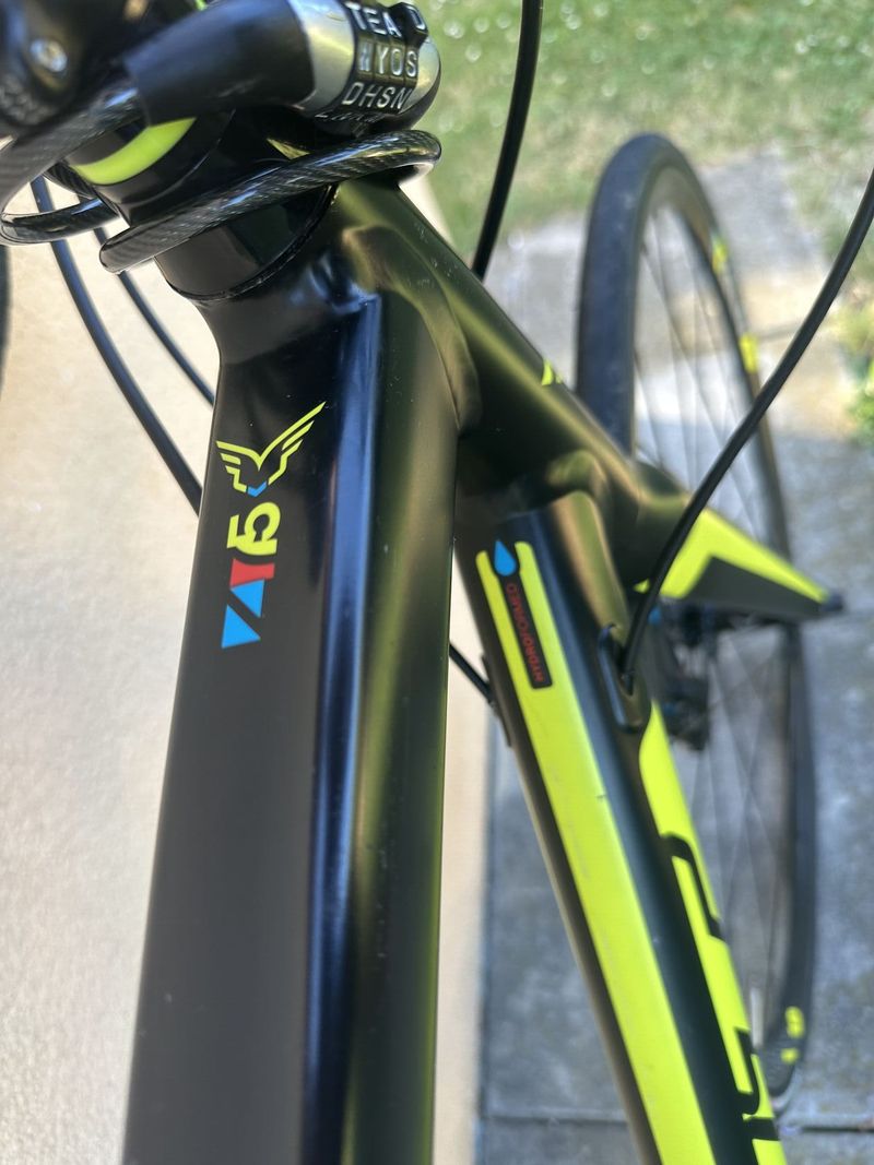 Felt Z75 disk v super stavu