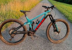 Trek Rail 9.8 XT