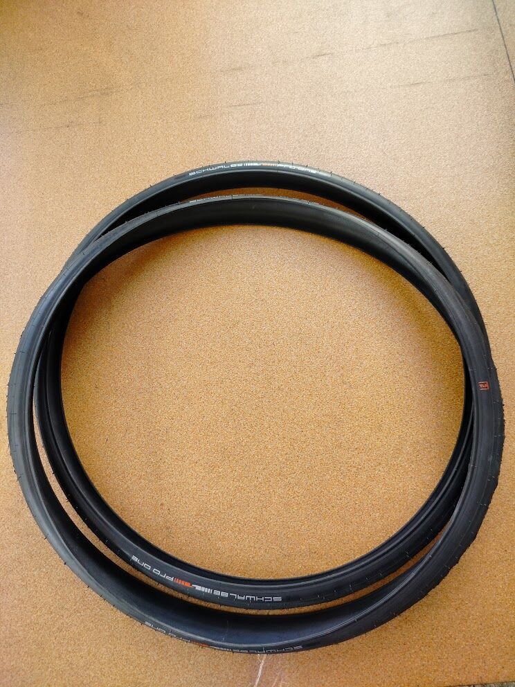 Prodám pláště Schwalbe Pro ONE Addix Race V-Guard tubeless easy 32mm