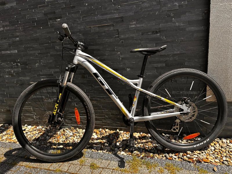 GT STOMPER 26" ACE silver 2020