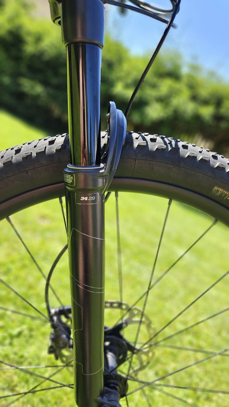 Trek Supercaliber 9.8, 2.gen. 
