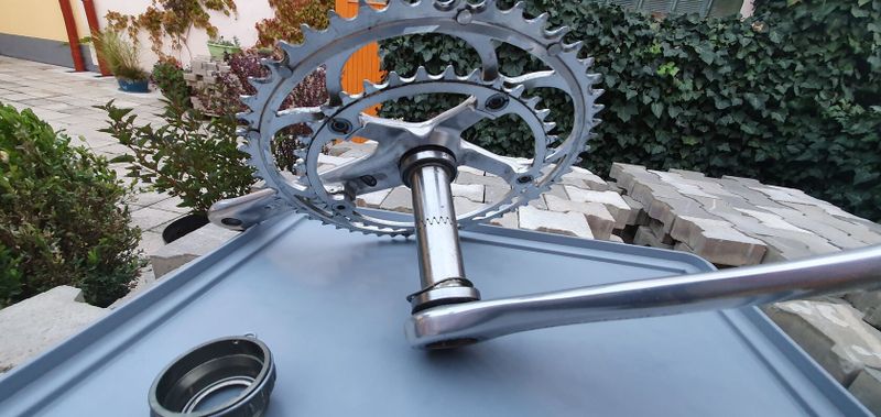 Kliky Campagnolo Centaur + misky