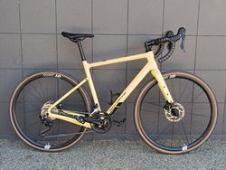 LUKK CR 60 / Gloss Sulfur Yellow / 700Cx520 (M)