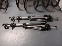 2x stresni nosic kol Thule FreeRide 532