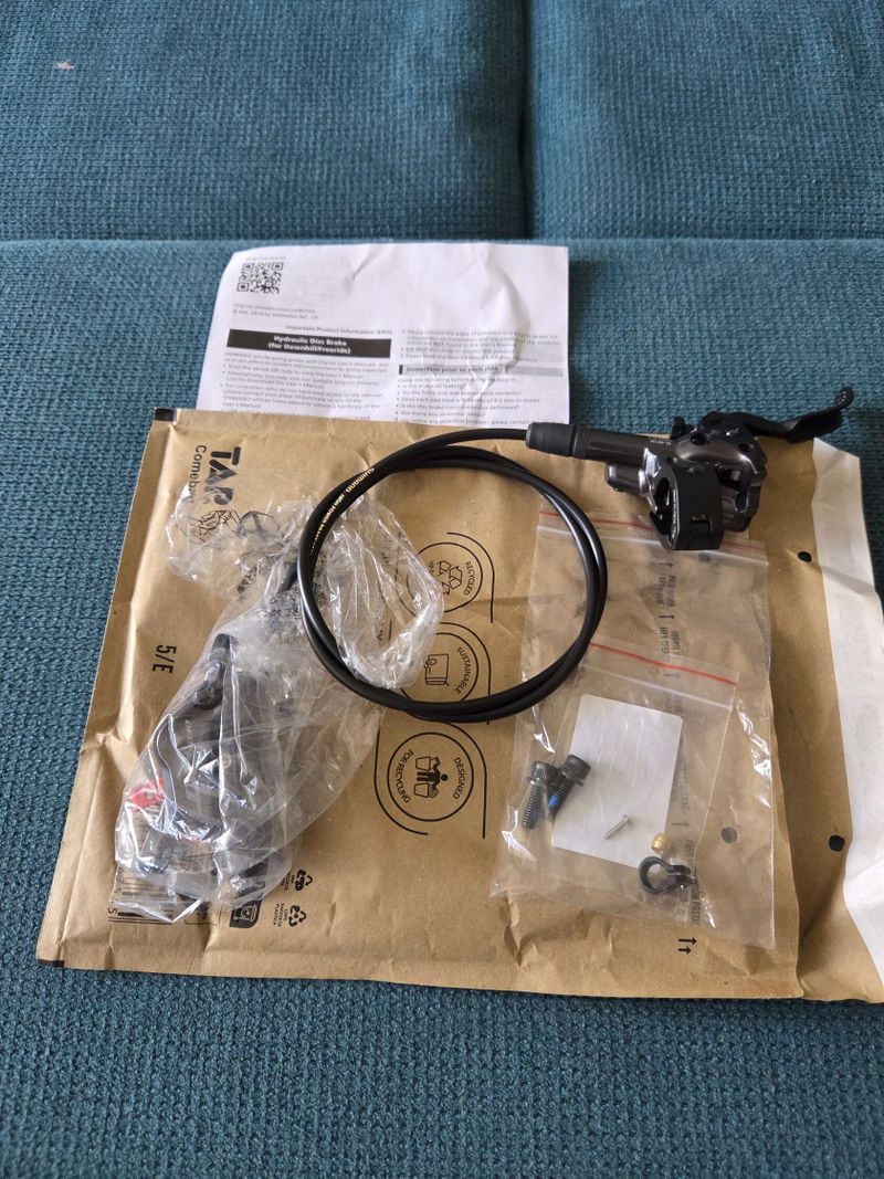 Shimano Deore XT BR-M8120 kotoučová brzda 4 pístová (Přední/Zadní set)