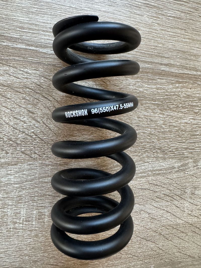 Pružina ROCKSHOX 550