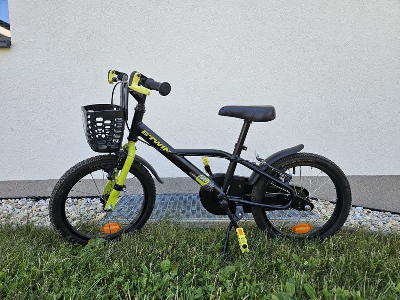 Btwin dětské 16" kolo dark hero 500 pro děti od 4 do 6 let 