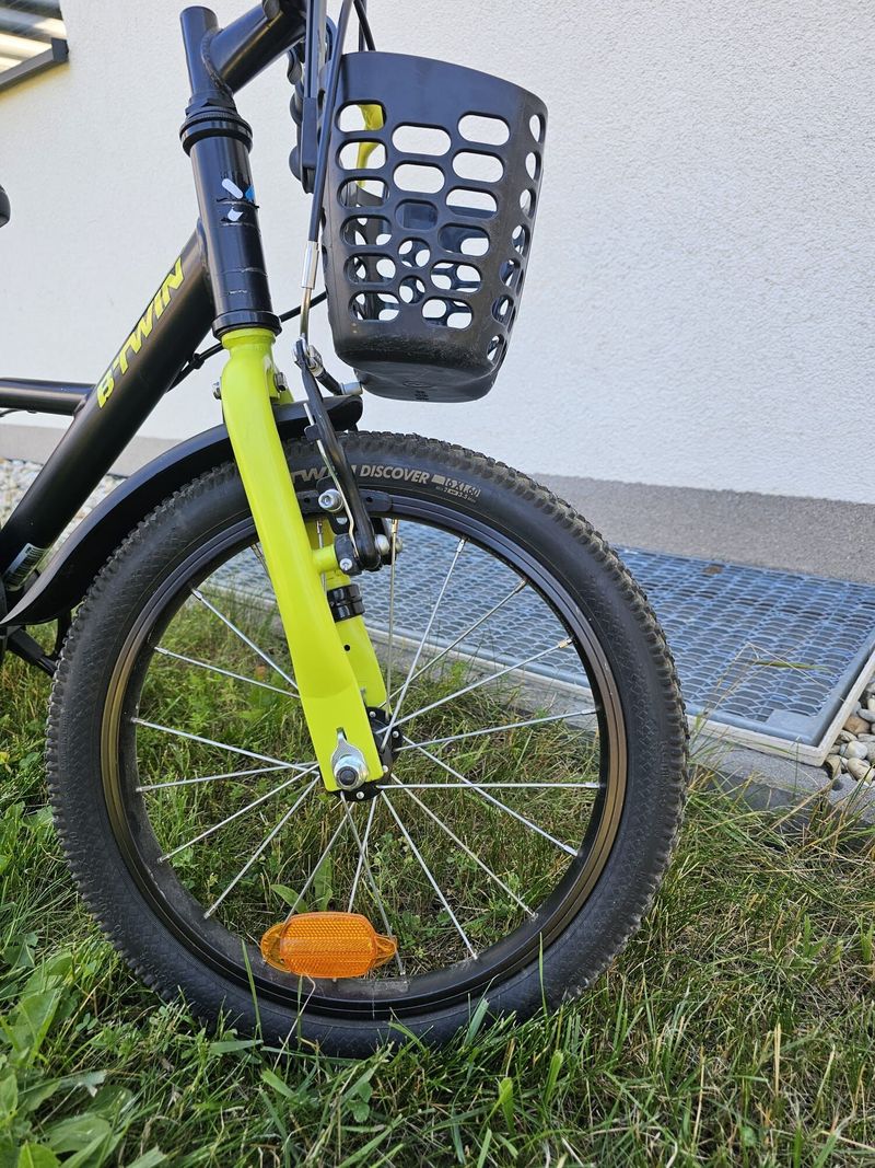 Btwin dětské 16" kolo dark hero 500 pro děti od 4 do 6 let 