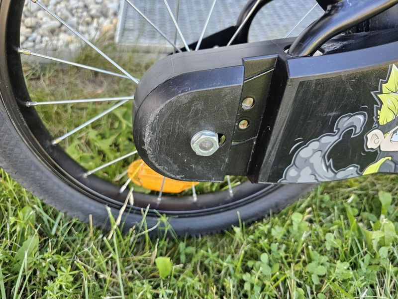 Btwin dětské 16" kolo dark hero 500 pro děti od 4 do 6 let 