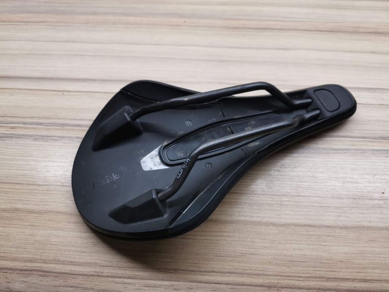 Sedlo Fizik Vento Argo X3 140 mm