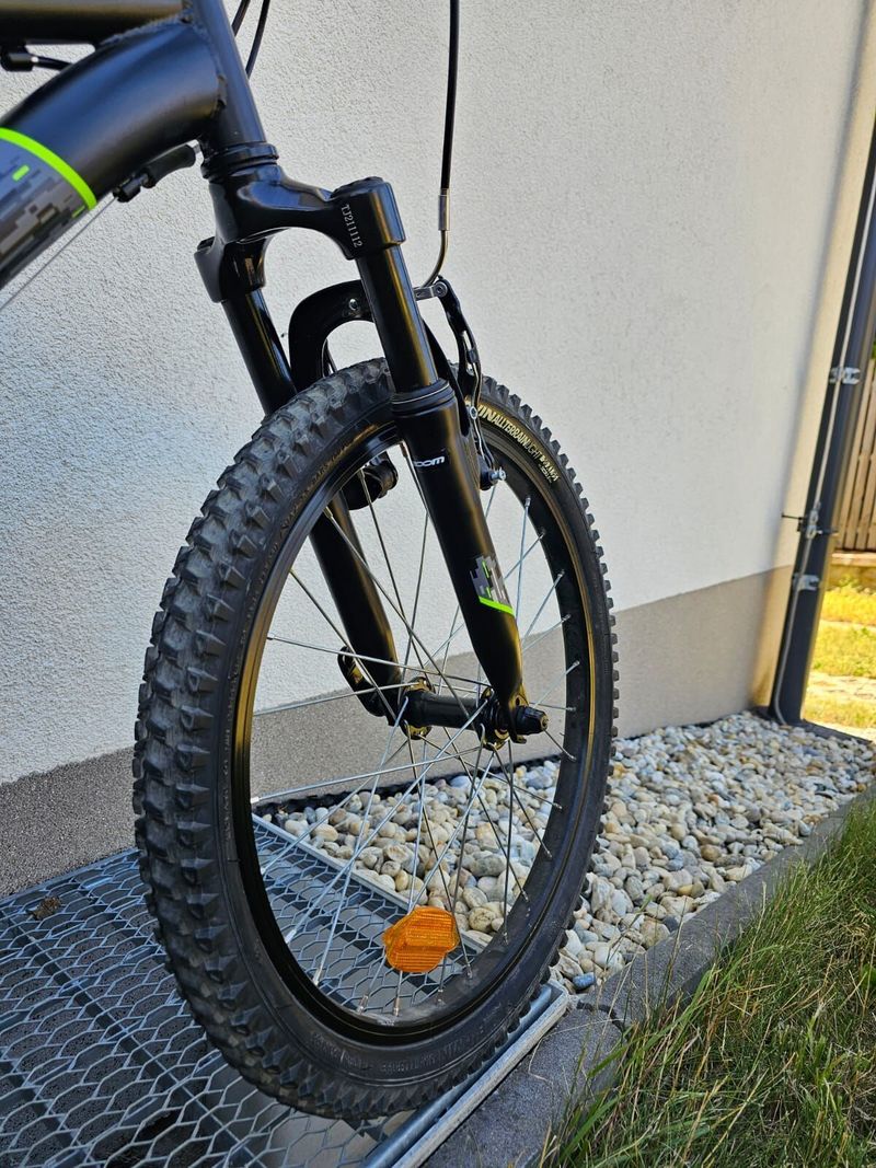 Prodám dětské 20" kolo Btwin Rockrider ST500 
