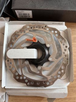 Kotoučové Brzdy Shimano MT 201 včetně kotoučů 