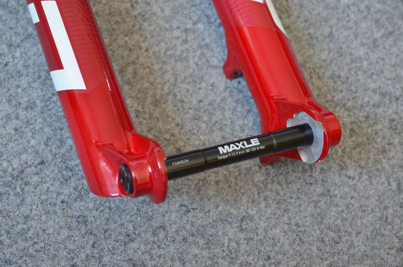 Rock Shox SID Ultimate 120mm Flight Attendant Electric Red