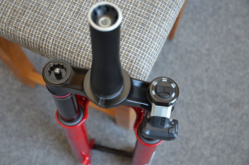 Rock Shox SID Ultimate 120mm Flight Attendant Electric Red