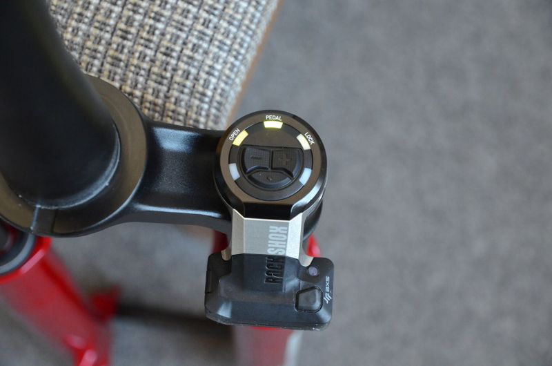 Rock Shox SID Ultimate 120mm Flight Attendant Electric Red
