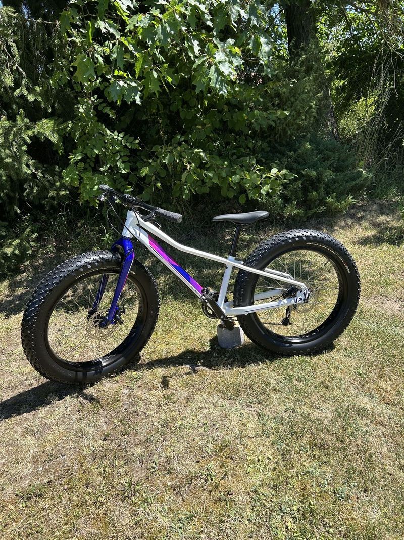Prodám dětský fat Bike .