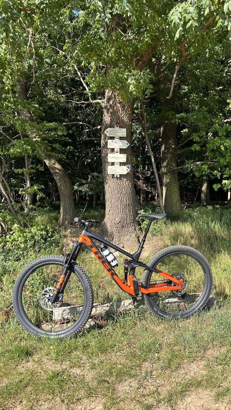 Trek Fuel EX 9.8 GX celokarbon M/L
